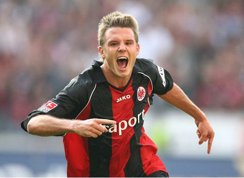 键时刻挺住 键时刻挺住